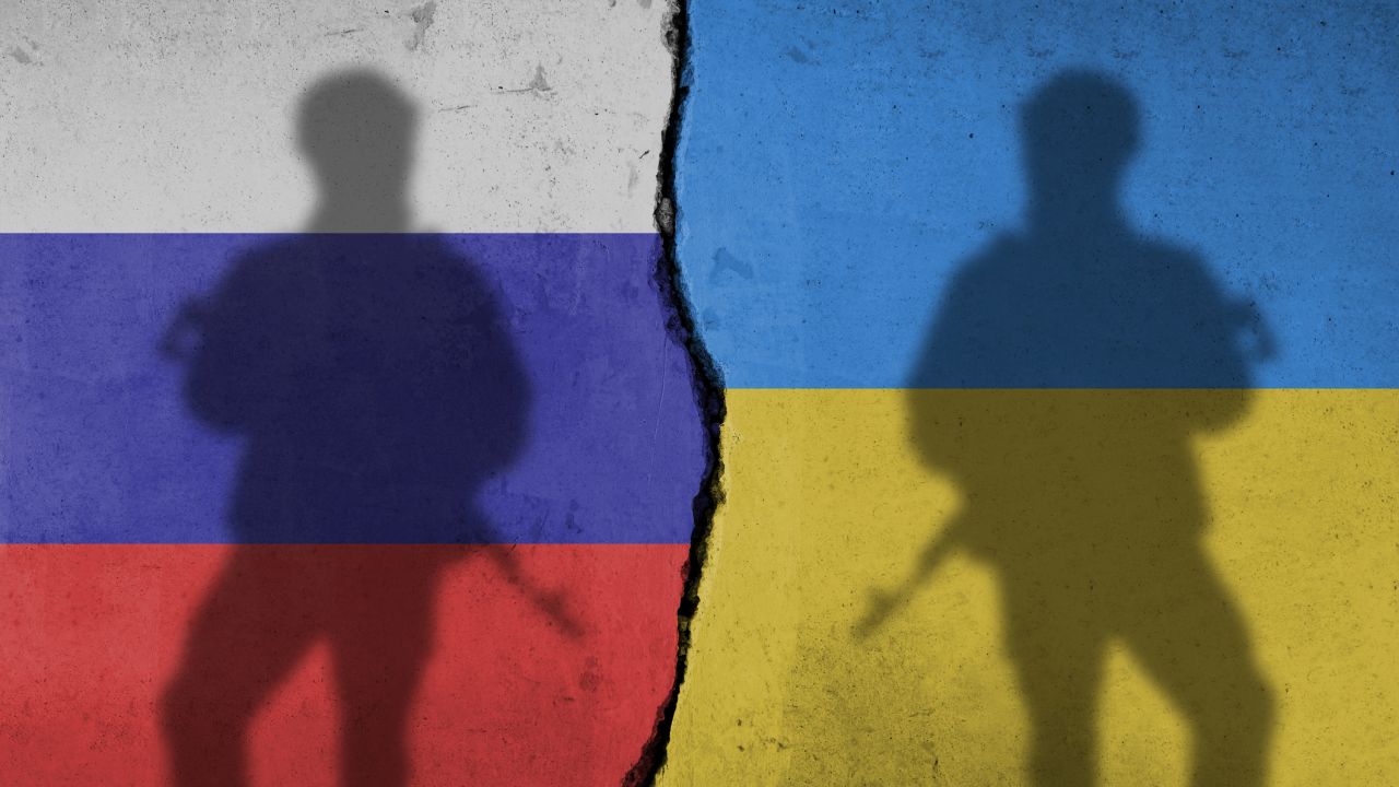 "Ези - Украйна губи, тура - Русия печели"