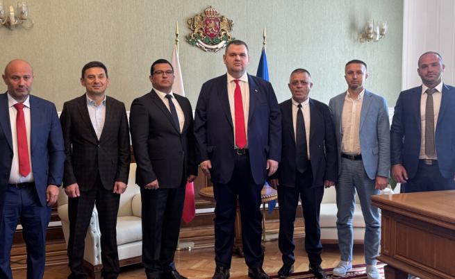 Делян Пеевски прие кметовете на общините Девин и Рудозем